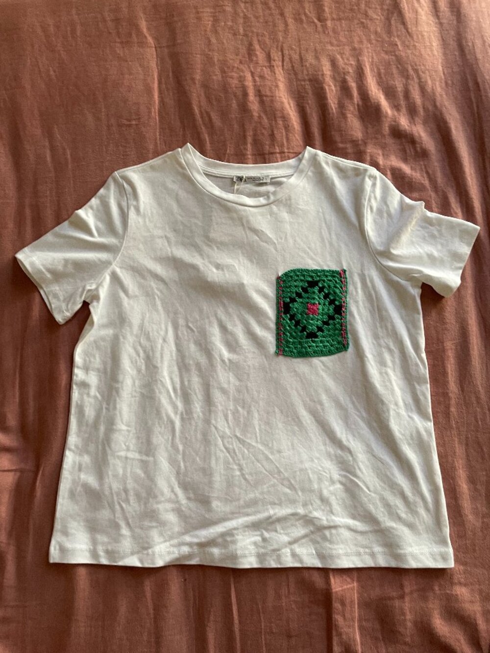 ZARA Hand Made Tarn Pocket White Tee NWT- Size M